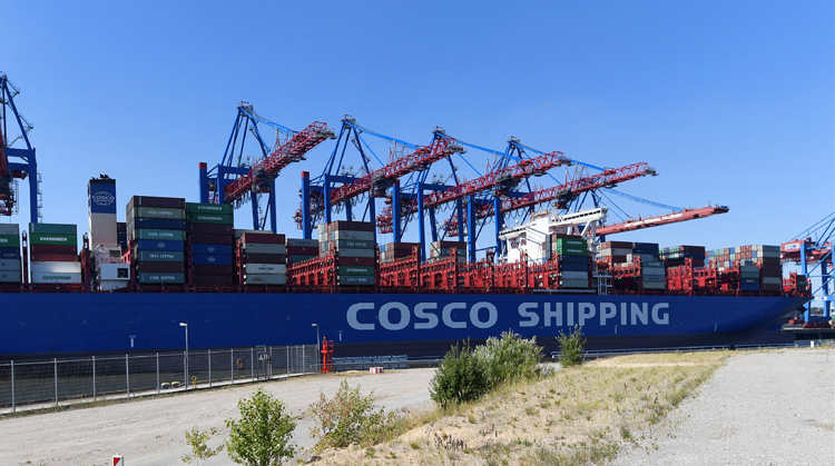 【深企第一線】中遠海控發盈喜 料首三季純利增43.7%