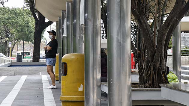 專家：4人限聚令不合時宜 放寬或取消更好