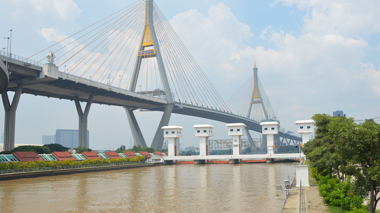 泰國28府仍遭洪災 逾32萬戶家庭受影響