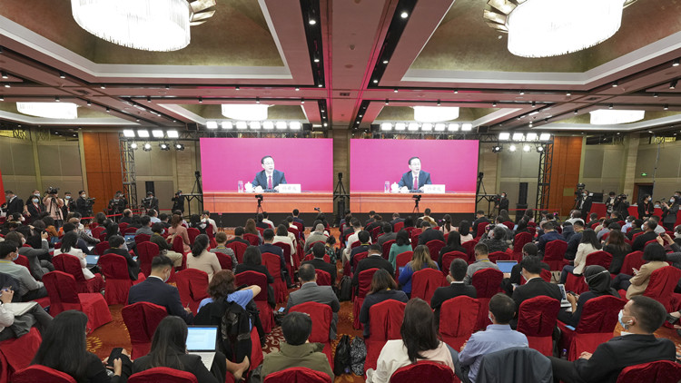 記者觀察 | 二十大首場發布會交流坦誠 盡顯百年大黨自信