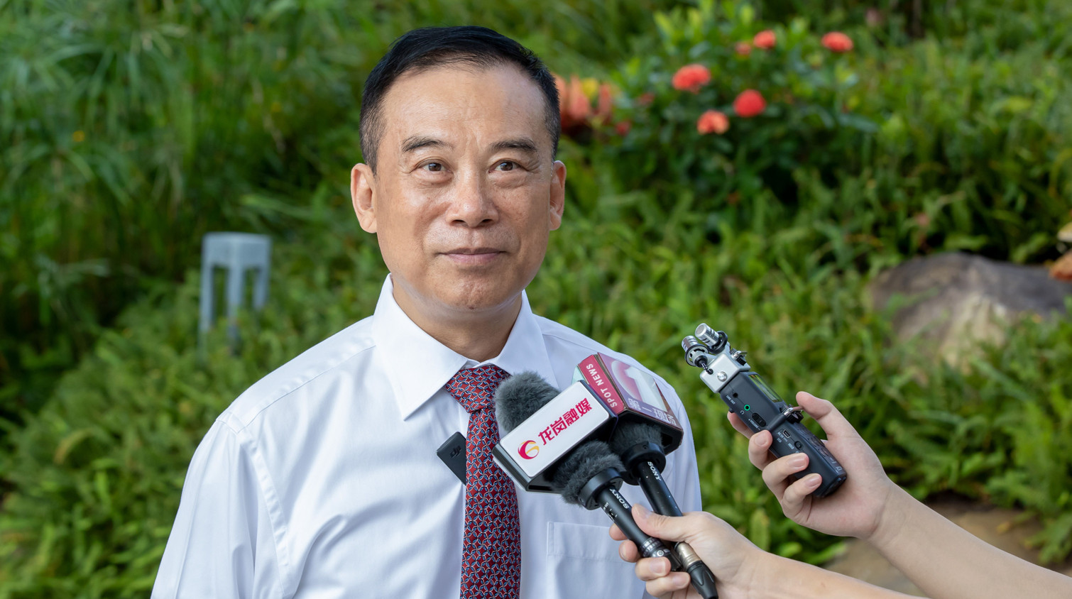 港中大（深圳）組織師生觀看二十大開幕盛況 校長徐揚生：深刻領會報告精神