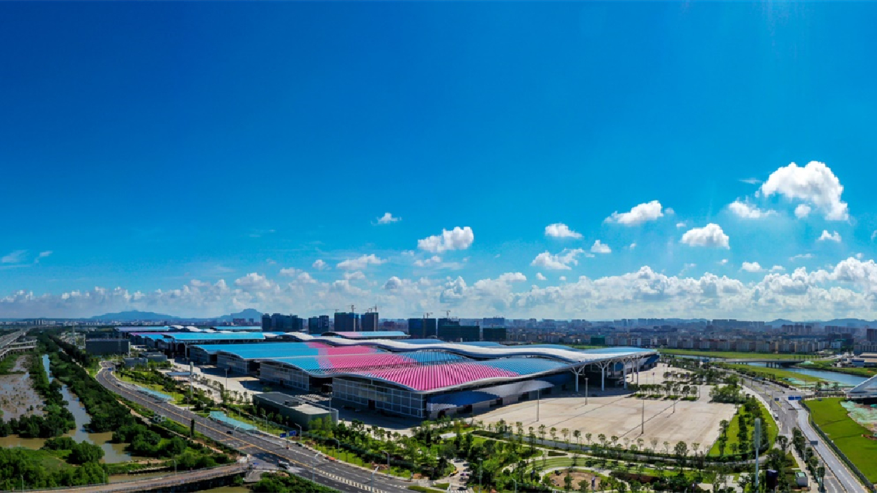 第二十四屆高交會寶安展區首次採用全新「專題+」式展覽布局