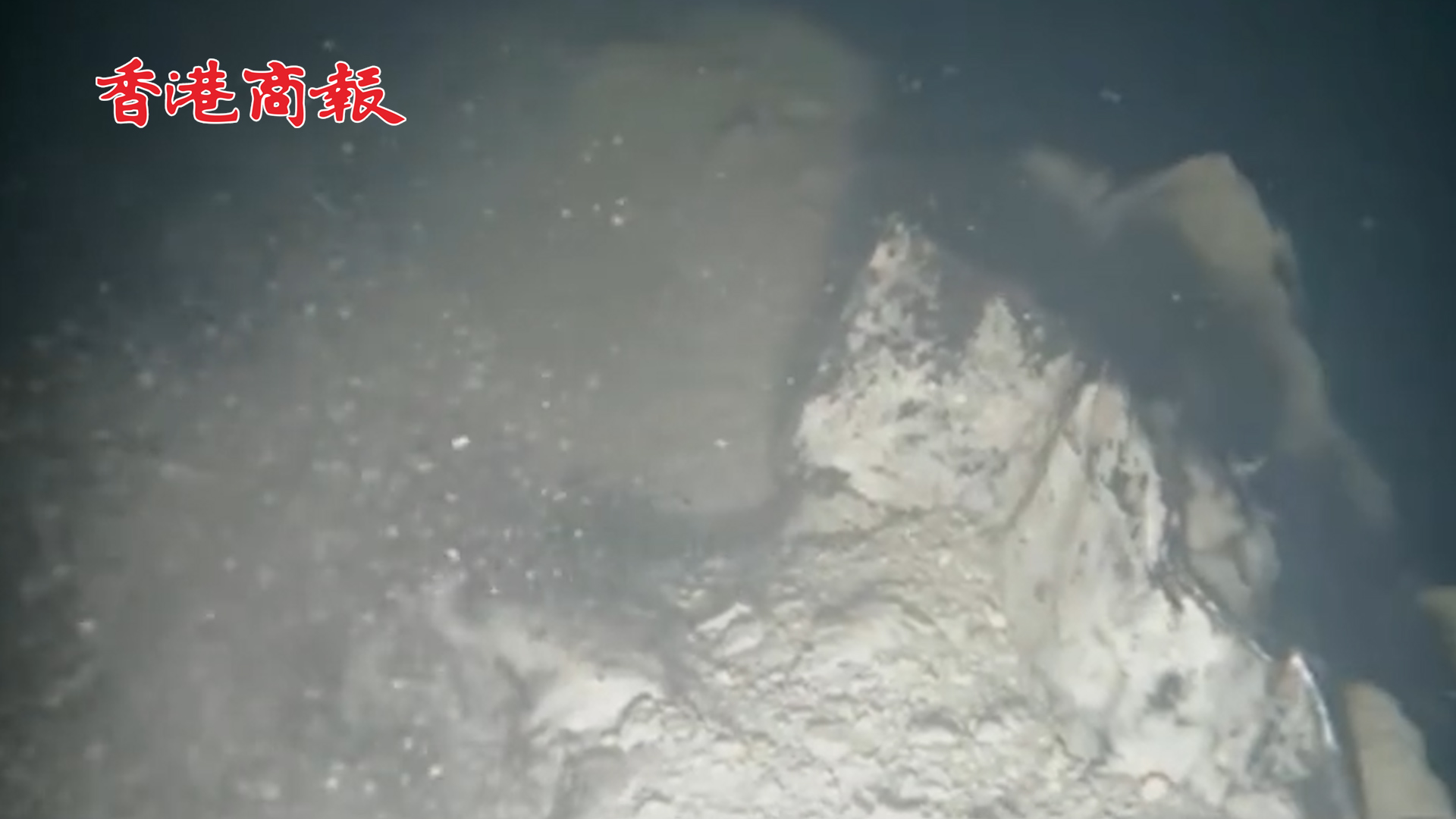 有片丨「北溪」遭破壞處水下畫面首曝光 50多米管道斷裂沉入海底