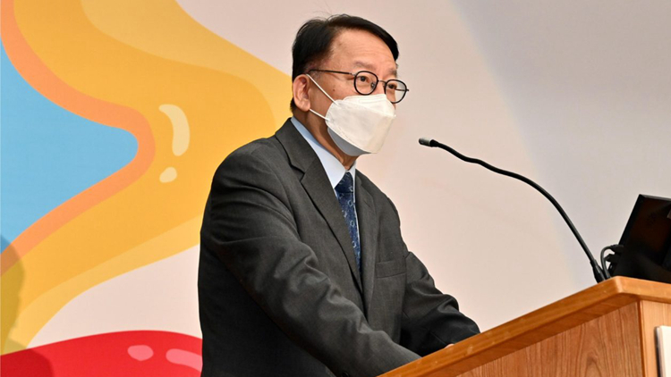 陳國基出席消防處結業會操 寄语學員堅持以民為本盡忠職守