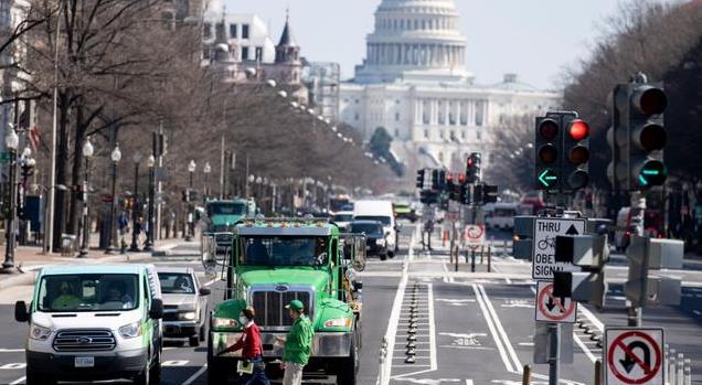 美國2022財年財政赤字降至1.375萬億美元