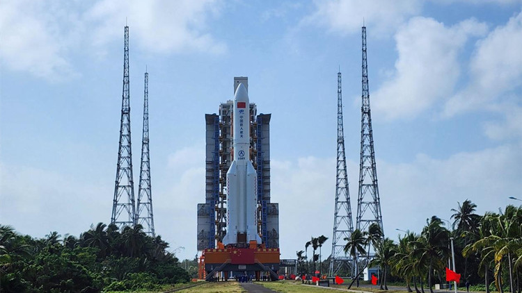 中國空間站夢天實驗艙艙箭組合體今進行垂直轉運