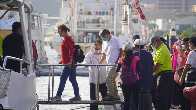 台灣增35640例新冠本土病例