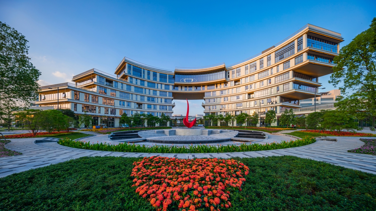 南沙與港科大（廣州）簽署系列合作協議 開創校地合作共贏新局面