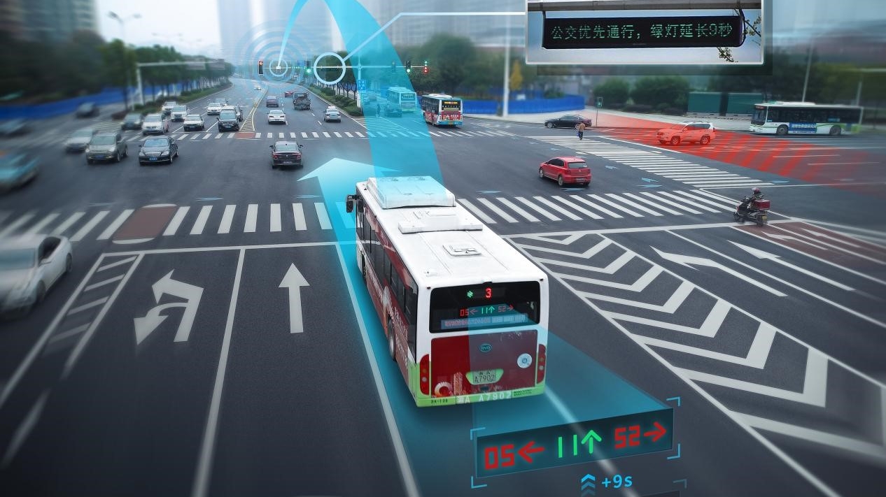 智能網聯技術催生湘江新區智慧定製公交服務