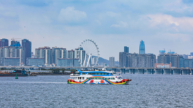 融通大灣區｜11月5日起「海上彩虹號」深圳機場碼頭至前海灣觀光航線復航