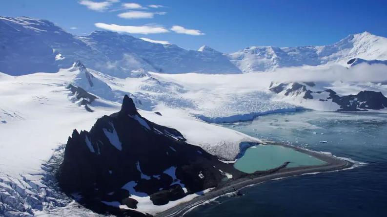 美國駐南極科研基地70多人感染新冠