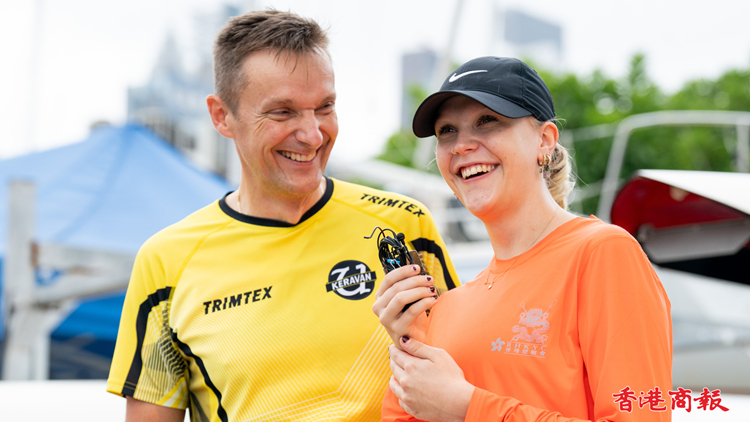 有片｜香港環島賽終見國際隊伍參戰 芬蘭父女檔海岸賽艇奪亞軍