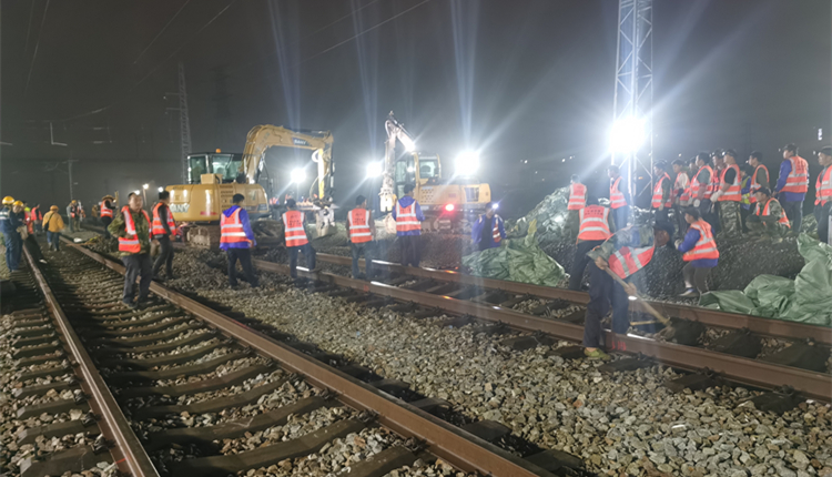 融通大灣區 | 廣珠線至廣茂線間新建沙獅聯絡線順利貫通 預計11月底開通啟用