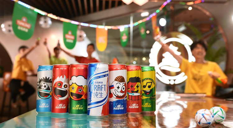 有片 | 無啤酒 不足球 28天9城歡動 青島啤酒打造「為熱愛舉杯」的足球狂歡派對