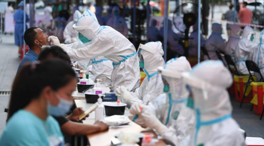 內地26日新增本土新冠確診3648例+36082例