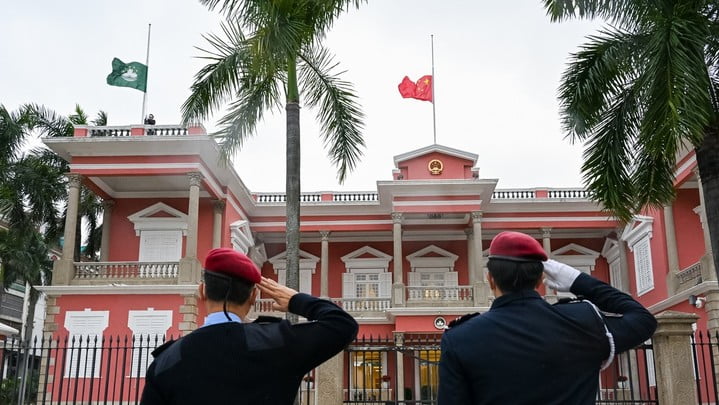 港澳特區政府建築物等下半旗悼念江澤民