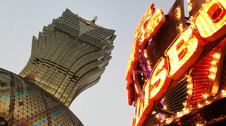 澳門11月博彩收入跌55%遜預期 全年數字料創紀錄新低