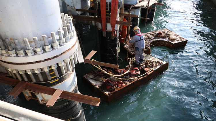 G7限定俄石油頂價每桶60美元 5日生效