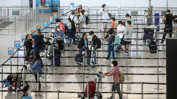 何栢良：本港輸入個案對疫情影響小 入境人士核檢可用快測取代