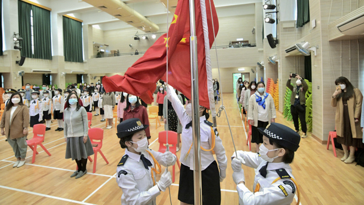 教育局發信要求全港學校提交加強國民教育自評清單