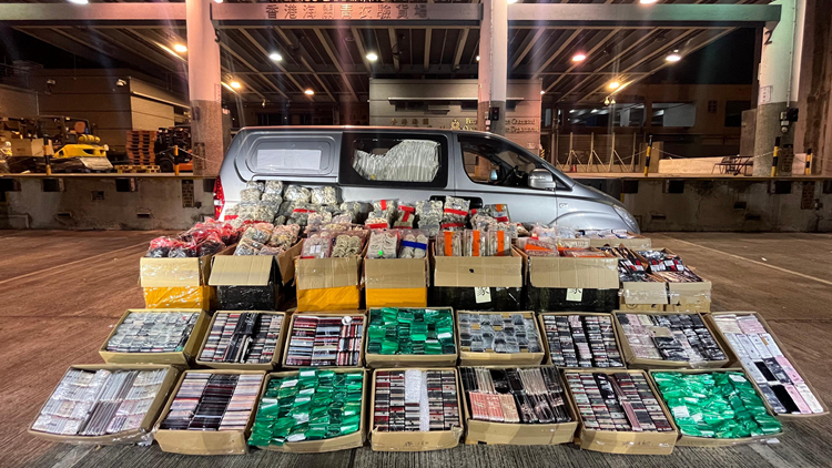 海關偵破快艇走私案 檢值1200萬元懷疑走私物品