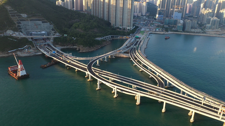 因應強風 將軍澳跨灣大橋單車徑及行人路已封閉