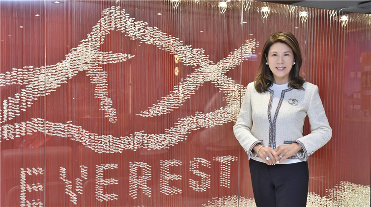 友邦保險(國際)有限公司區域執行總監湯寶寶：優秀領航舵手 雄心壯志迎難而上