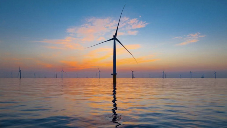 中廣核汕尾甲子90萬千瓦海上風電場建成投運