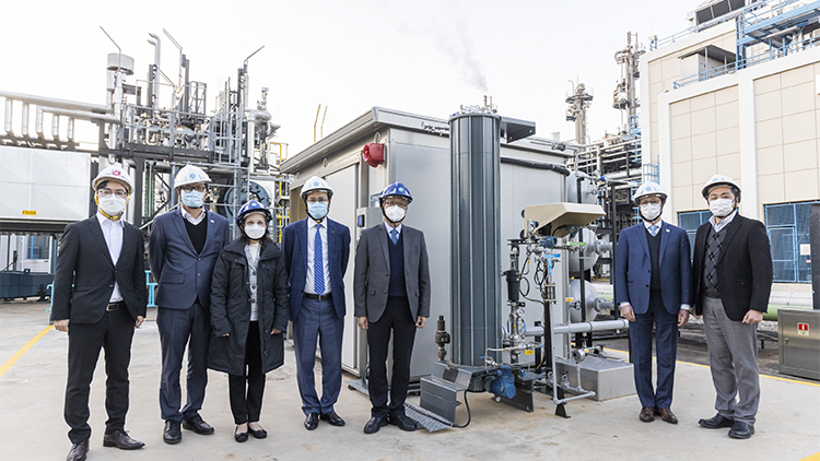 謝展寰訪大埔煤氣廠 了解推動減碳進程