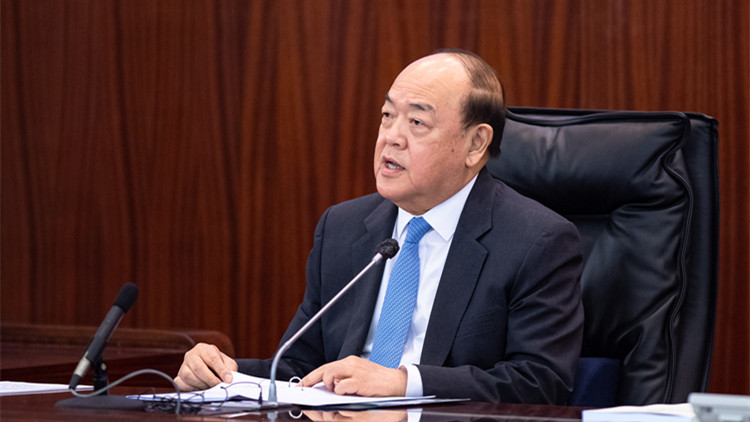 賀一誠：跟隨國家政策開放 政府有預案應對疫情