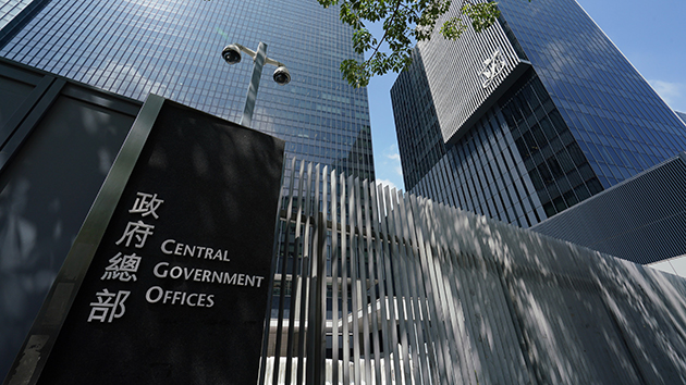 政務司副司長政治助理葉紹堅確診新冠 正進行隔離