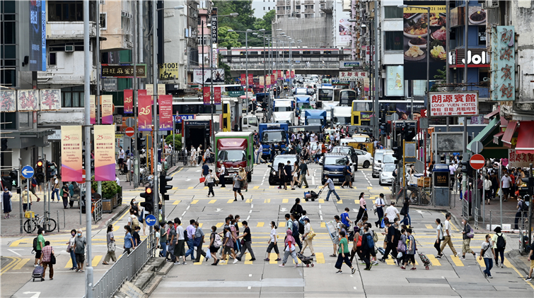 施維雄：法治是香港核心價值 應體現對公序良俗的支持和鼓勵