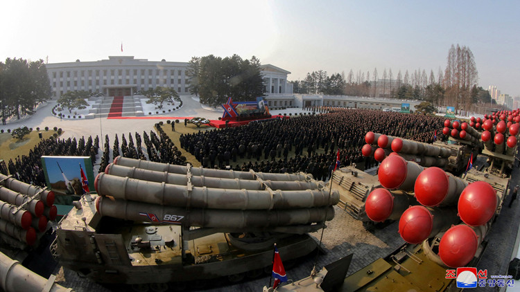 韓軍方稱朝鮮兩天射4枚超大型火箭炮