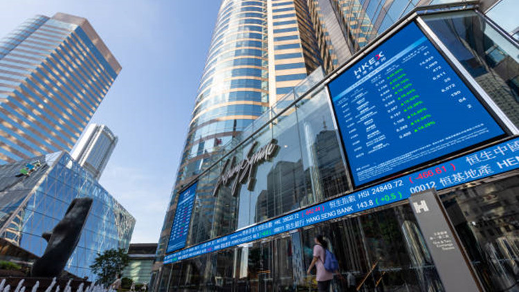 【收市焦點】港股升259點連升四日