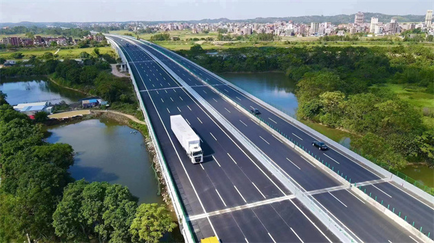 2023年春運廣東旅客發送量約1.06億人次