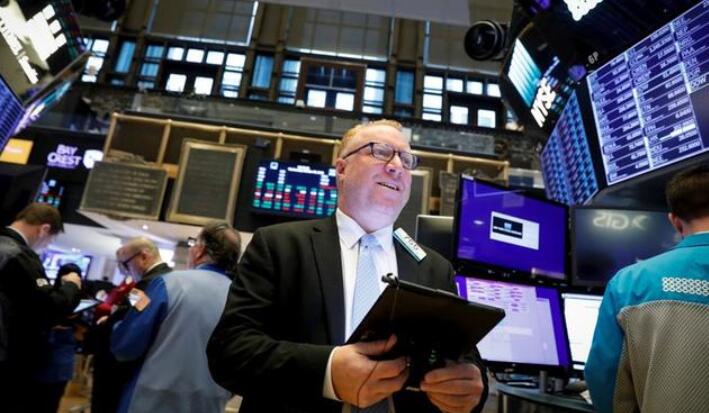 美股三大指數全線大漲 小鵬汽車跌逾15%