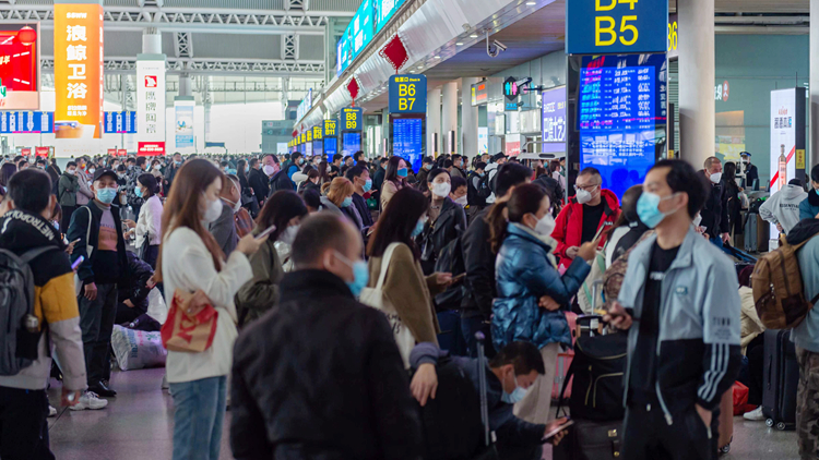 春運首日廣鐵發送旅客112萬人次