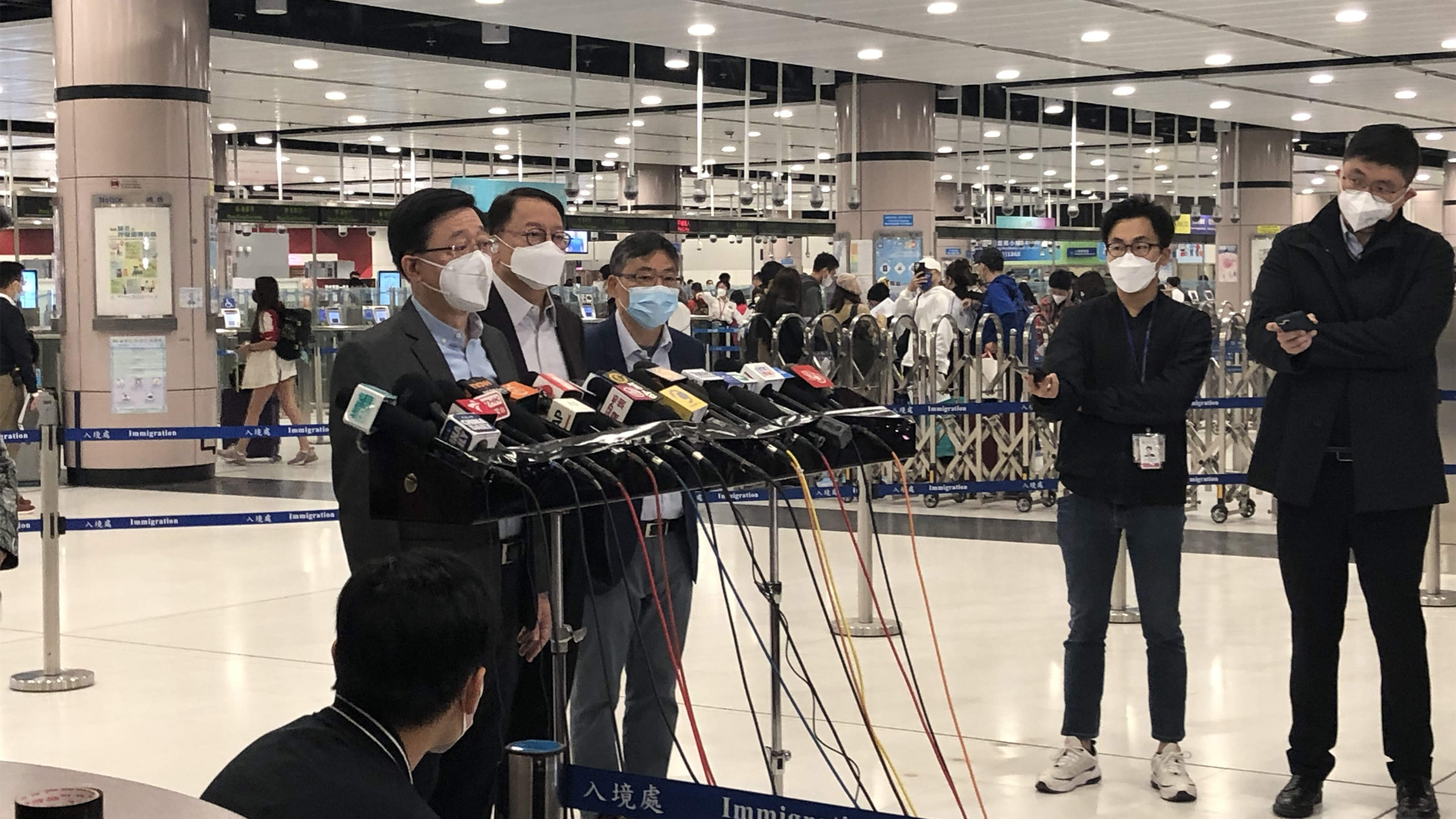 李家超：滿意通關整體安排 深港合作默契