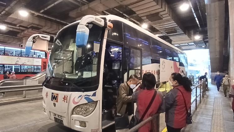 有片｜恢復通關首日 深圳灣口岸秩序良好運作暢順