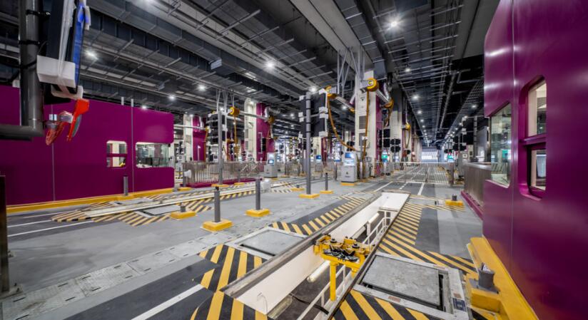 運輸署提醒合資格人士預早安排申請過境車輛封閉道路通行許可證