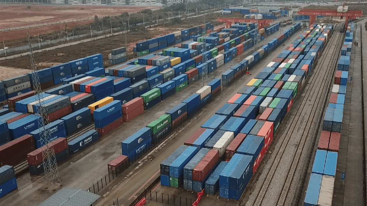 粵港澳大灣區累計開行中老國際貨運列車破百列