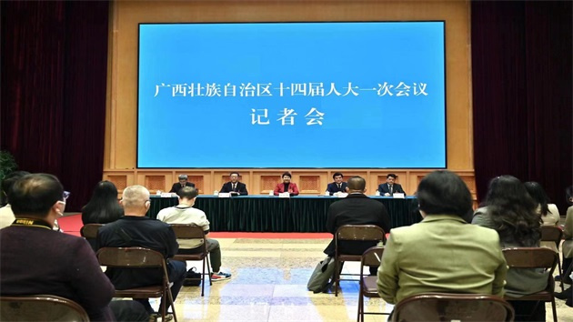 【廣西兩會】唐軼昂：高標準高質量高效率推進平陸運河建設