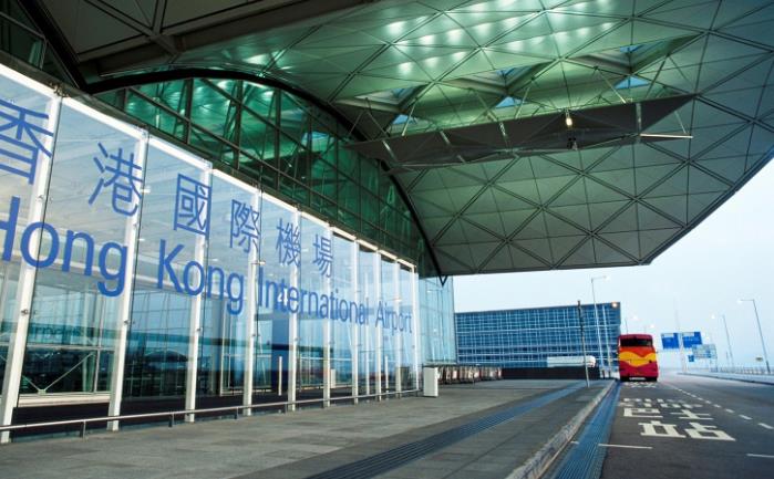 機場旅遊巴交通意外 66歲女子被撞不治