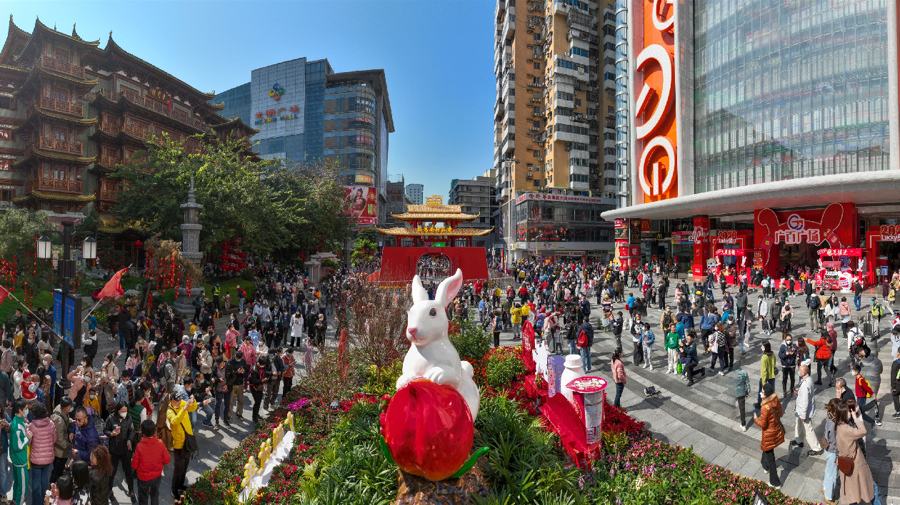 重燃「煙火氣」 廣州「百年花市」翻嚟啦