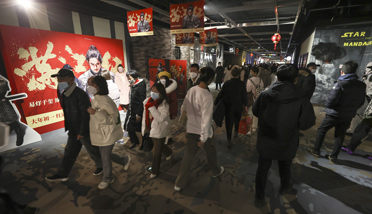 2023年内地春節檔總票房破30億