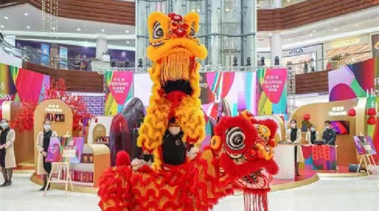 「啟市」兆豐年 深圳市福田區五大商圈同時舞獅採青好熱鬧