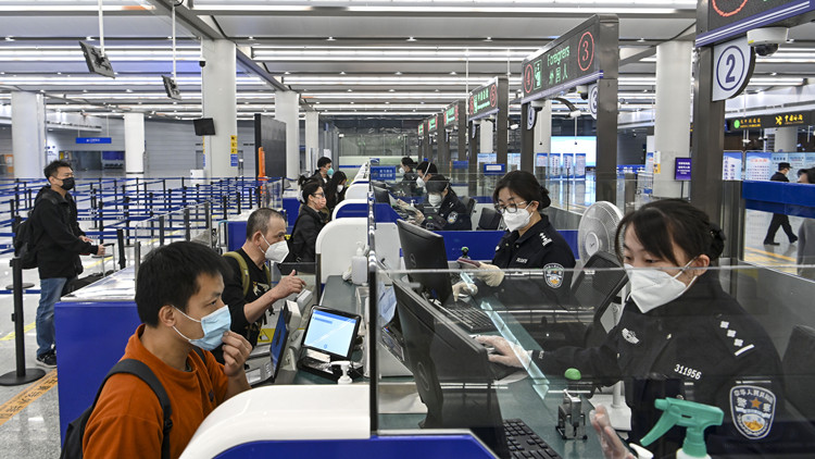 珠澳口岸通關場所限次通行措施再延長三個月