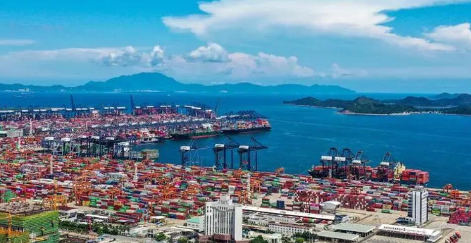 2022年中國服務進出口總額同比增12.9%