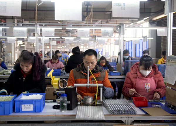 江華高新區：擼起袖子趕訂單 開工大吉忙生產