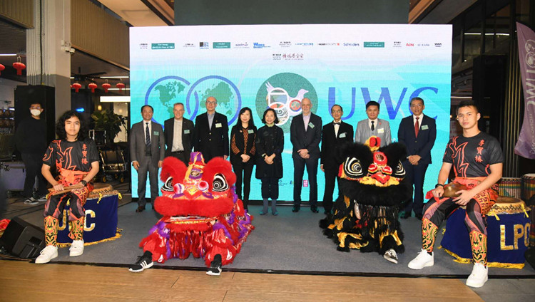 「聯合世界書院」展覽中環街市揭幕